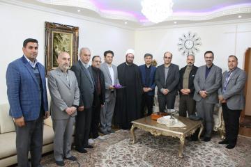 دیدار سرپرست دانشگاه با خانواده شهید «محمود وثوقی فر»